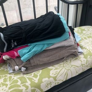 MATERNITY SHIRT BUNDLE✨✨✨